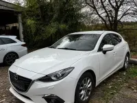 Gebraucht Mazda 3 Nakama 105 PS (77 kW) 2016 Weiß Limousine