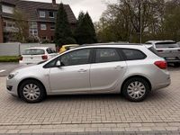 Gebraucht Opel Astra Edition 110 PS (80 kW) 2015 Silber Kombi
