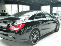 Gebraucht Mercedes CLA220 184 PS (135 kW) 2019 Schwarz Coupé