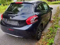 Gebraucht Peugeot 208 120 PS (88 kW) 2013 Other Kleinwagen