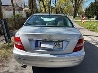 Gebraucht Mercedes C200 Elegance 184 PS (135 kW) 2011 Silber Limousine