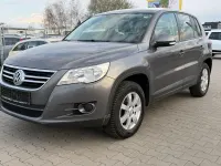 Gebraucht VW Tiguan Trendline 110 PS (80 kW) 2010 Grau SUV