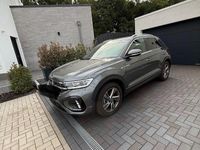 Gebraucht VW T-Roc R-line 150 PS (110 kW) 2024 Grau SUV