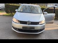 Gebraucht VW Sharan 140 PS (102 kW) 2015 Silber Van / Kleinbus