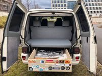 gebraucht VW T4 75KW TDI weiß Van / Camper