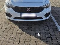 Usado Fiat Tipo 95 CV (69 kW) 2018 Blanco Familiar