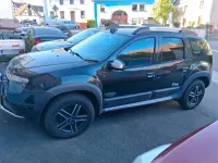 Second-hand Dacia Duster 110 CP (80 kW) 2012 Negru SUV