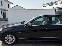 Gebraucht Mercedes E220 170 PS (125 kW) 2009 Schwarz Limousine
