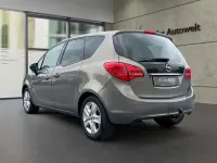 Używany Opel Meriva Design Edition 101 KM (74 kW) 2011 Brązowy Minivan