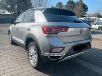 Gebraucht VW T-Roc Style 110 PS (80 kW) 2023 Silber SUV