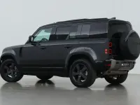Gebraucht Land Rover Defender SE Dynamic 224 PS (164 kW) 2024 Grau SUV