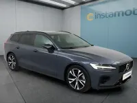 Gebraucht Volvo V60 341 PS (250 kW) 2021 Blau Kombi