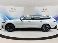 Gebraucht BMW 540 M Sport 303 PS (222 kW) 2025 Weiß Kombi