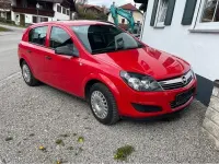 Usata Opel Astra 90 CV (66 kW) 2009 Rosso Berlina