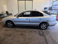 Gebraucht Mitsubishi Carisma 125 PS (91 kW) 1998 Silber Limousine