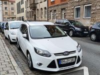 Gebraucht Ford Focus 140 PS (102 kW) 2014 Weiß Limousine