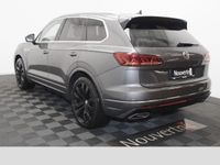 gebraucht VW Touareg 3.0 V6 TDI R-Line 4Motion + AHK + IQ.LIGHT