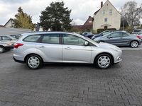 Gebraucht Ford Focus Trend 105 PS (77 kW) 2012 Silber Kombi