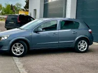 Gebraucht Opel Astra 77 PS (56 kW) 2007 Grau Limousine