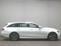 Second-hand Mercedes E300 AMG line 306 CP (225 kW) 2022 Alb Break