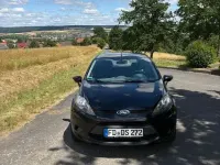 Gebraucht Ford Fiesta Trend 60 PS (44 kW) 2010 Blau Limousine