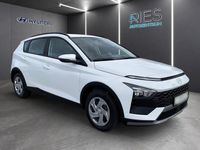 Neu Hyundai Bayon Select 99 PS (72 kW) 2025 Atlas white SUV