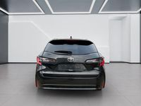 Gebraucht Toyota Corolla Team 116 PS (85 kW) 2022 Schwarz Kombi