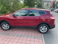 Gebraucht Nissan Qashqai 116 PS (85 kW) 2016 Rot SUV