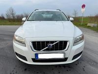 Gebraucht Volvo V70 185 PS (136 kW) 2007 Weiß Kombi