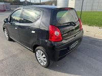 Gebraucht Nissan Pixo Acenta 69 PS (50 kW) 2010 Schwarz Kleinwagen