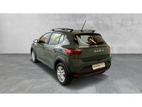 Gebraucht Dacia Sandero Expression 101 PS (74 kW) 2024 Grün Kleinwagen