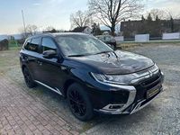 Gebraucht Mitsubishi Outlander P-HEV Plus 224 PS (164 kW) 2018 Schwarz SUV