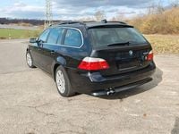 Gebraucht BMW 523 Advantage 190 PS (139 kW) 2009 Schwarz Kombi