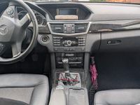 Gebraucht Mercedes E200 Avantgarde 184 PS (135 kW) 2011 Grau Limousine