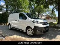 Gebraucht Opel Vivaro-e Combi Edition 177 PS (130 kW) 2021 Weiß Van / Kleinbus