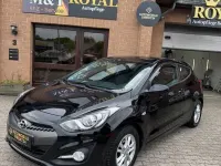 Usado Hyundai i30 Classic 99 CV (72 kW) 2015 Negro Coupe