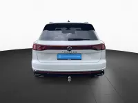 Gebraucht VW Touareg Style 231 PS (169 kW) 2024 Weiß SUV