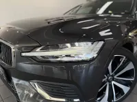 Gebraucht Volvo V60 398 PS (292 kW) 2023 Grau Kombi