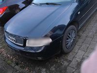 Gebraucht Audi A4 125 PS (91 kW) 2000 Violet Kombi