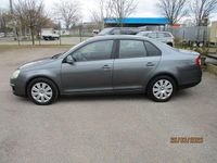 Gebraucht VW Jetta Trendline 116 PS (85 kW) 2006 Silber Limousine