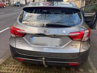 Gebraucht Hyundai i40 136 PS (100 kW) 2014 Grau Kombi