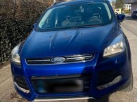 Gebraucht Ford Kuga 150 PS (110 kW) 2016 Blau SUV