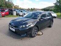 Neu Kia Ceed Spirit 140 PS (102 kW) 2025 Schwarz Kleinwagen