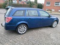 Gebraucht Opel Astra 101 PS (74 kW) 2005 Blau Kombi
