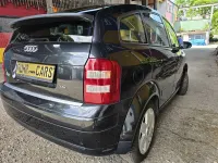 Gebraucht Audi A2 75 PS (55 kW) 2002 Schwarzanthrazit Kleinwagen