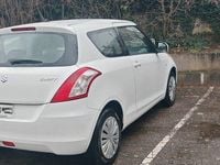 Gebraucht Suzuki Swift Club 94 PS (69 kW) 2015 Weiß Kleinwagen