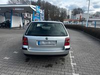 Gebraucht VW Passat 131 PS (96 kW) 2001 Silber Kombi