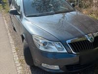 Gebraucht Skoda Octavia 105 PS (77 kW) 2010 Grau Kombi