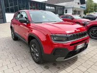 Uusi Jeep Avenger Longitude 110 HP (80 kW) 2026 Punainen Katumaasturi