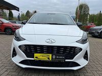 Gebraucht Hyundai i10 Trend 67 PS (49 kW) 2023 Weiß Kleinwagen